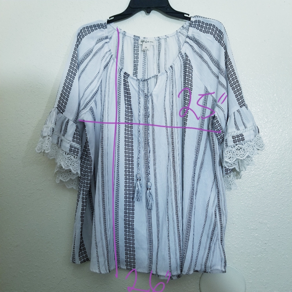 Plus Size cute top - Picture 5 of 11